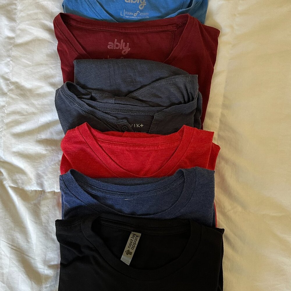 Bundle of 6 miscellaneous t-shirts
